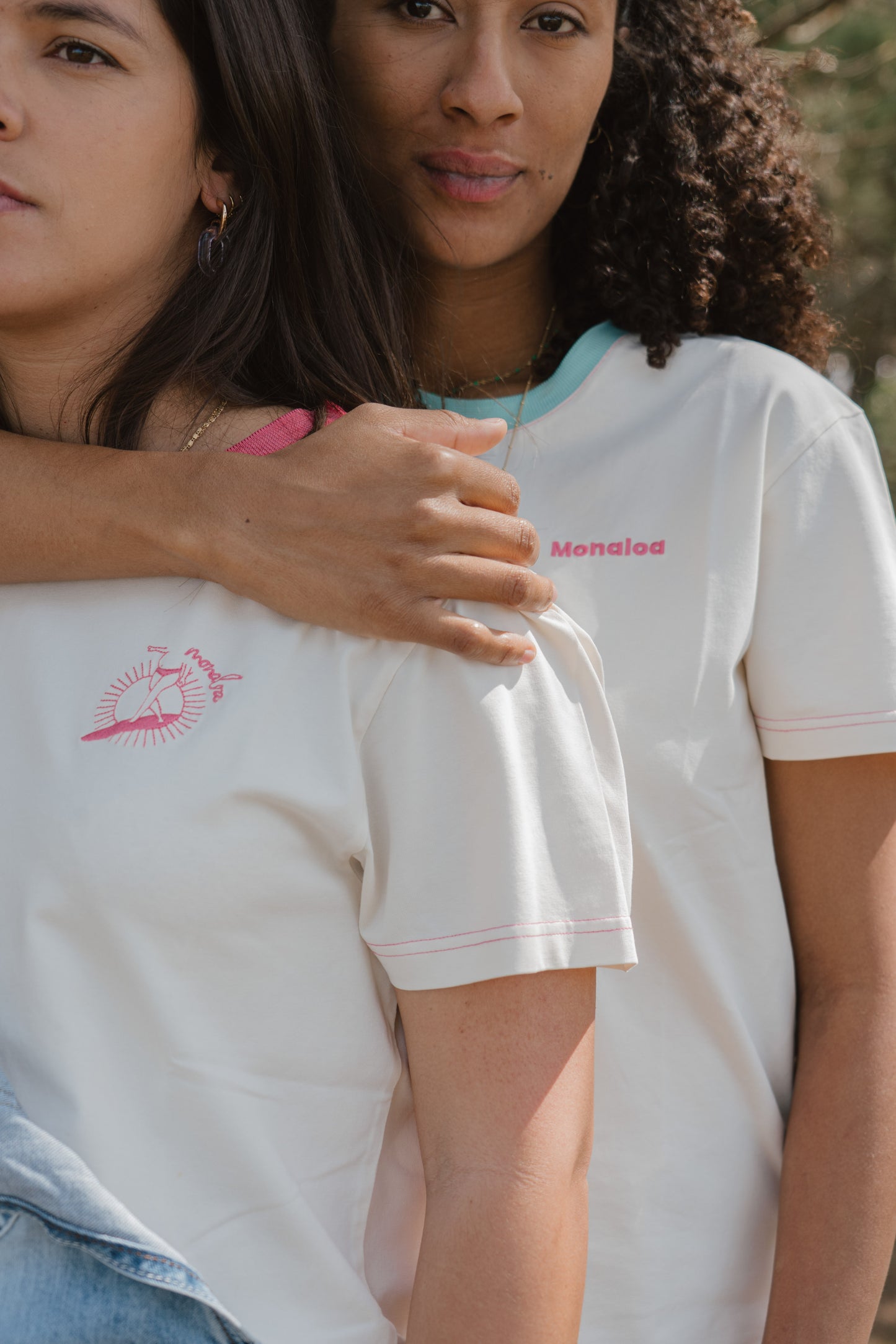 Tee-shirt col fushia